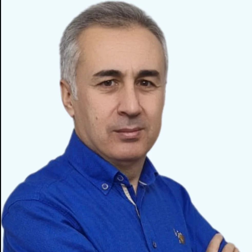 Dr. Nuri Öztürk